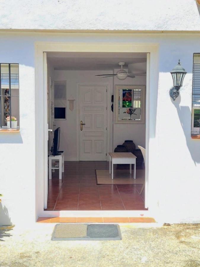 Pitato Nuevo, Cerca De La Playa, Parking En La Puerta Del * La Cala Del Moral
