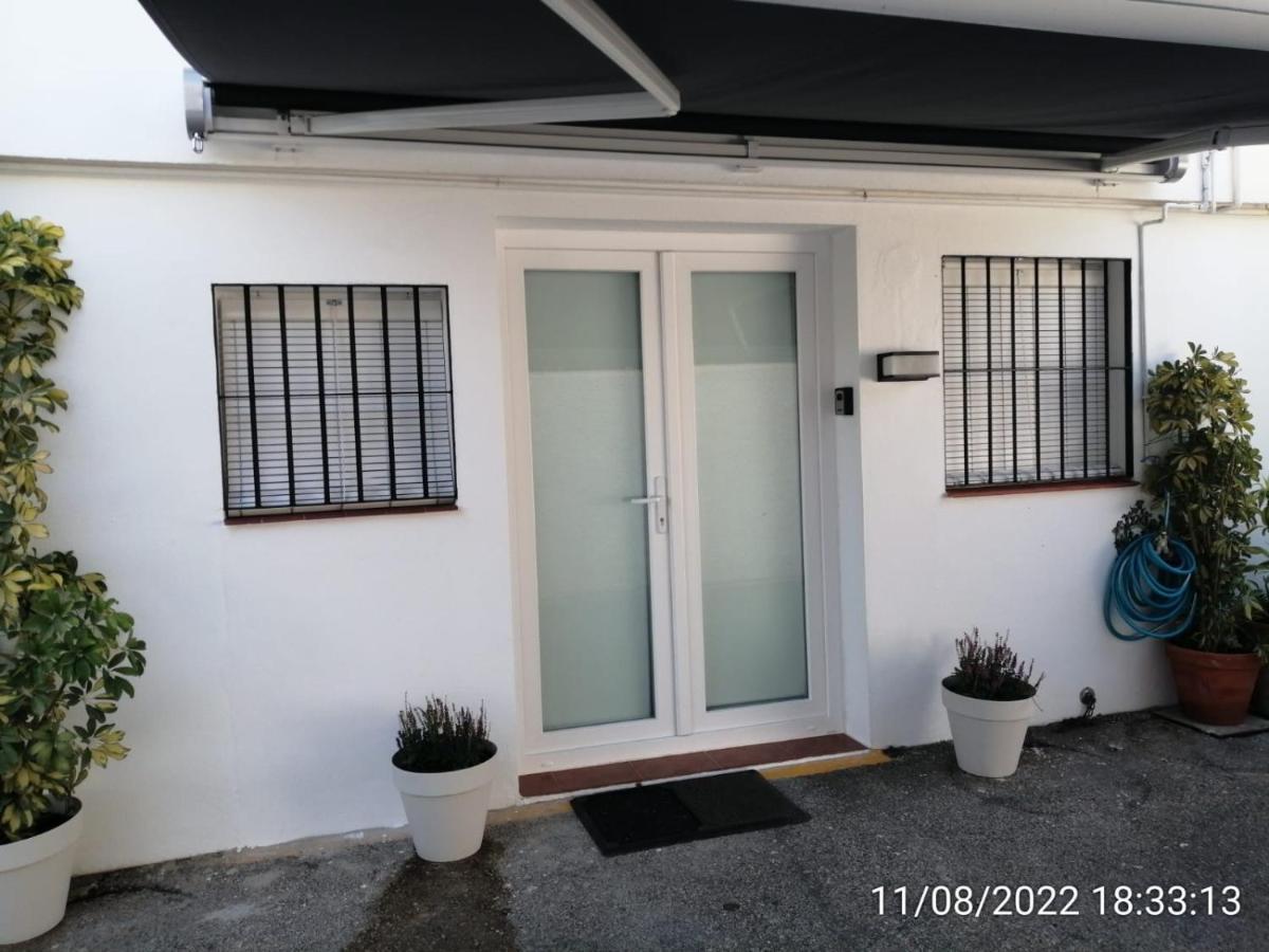 Apartment Pitato Nuevo, Cerca De La Playa, Parking En La Puerta Del *